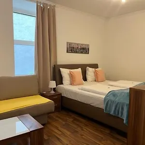 https://flatprovider-grand-central-studio-apartments.vienna-besthotels.com